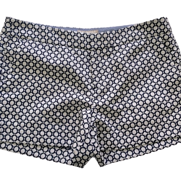 Banana Republic Hampton Fit NWOT Navy Blue & White Polka Dot Shorts, Size 12 - Picture 7 of 15